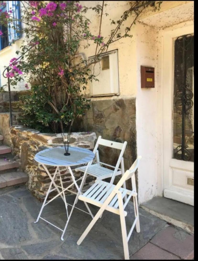 Studio Collioure Mouret Bagian luar foto